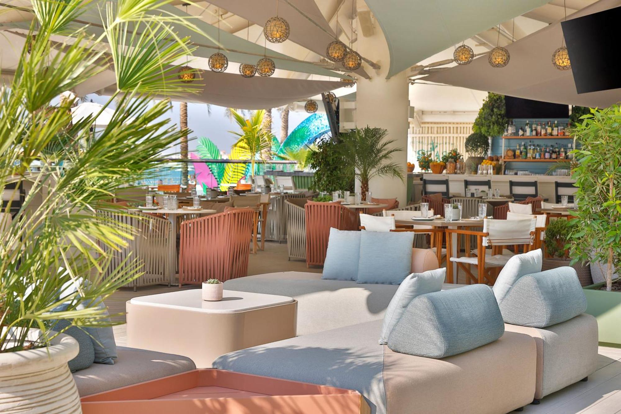 Marriott Resort Palm Jumeirah, دبي المظهر الخارجي الصورة The Sky Bar